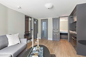 At Old Town Aparthotel