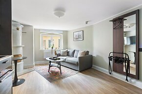 At Old Town Aparthotel