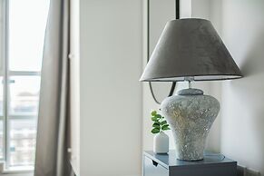 The Lambeth Apartment