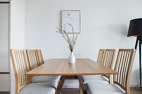 The Lambeth Apartment