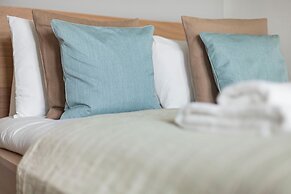 The Lambeth Apartment