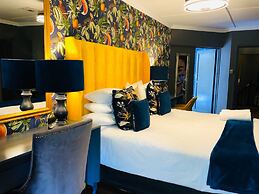 Grafiti Boutique Hotel