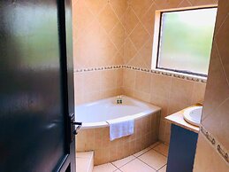 Grafiti Boutique Hotel