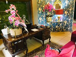 Grafiti Boutique Hotel