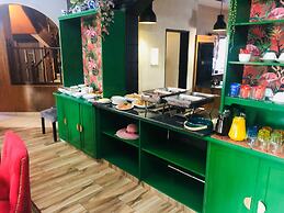 Grafiti Boutique Hotel