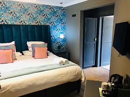 Grafiti Boutique Hotel