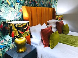 Grafiti Boutique Hotel