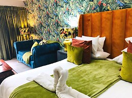 Grafiti Boutique Hotel