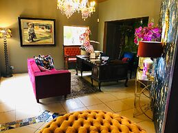 Grafiti Boutique Hotel