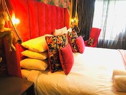 Grafiti Boutique Hotel