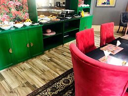 Grafiti Boutique Hotel