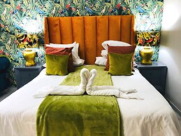 Grafiti Boutique Hotel