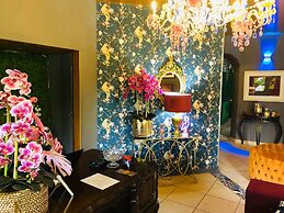 Grafiti Boutique Hotel