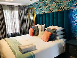 Grafiti Boutique Hotel