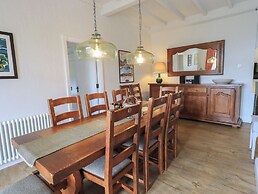 2 Hart Head Barn
