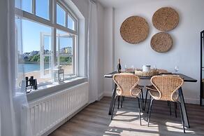 The Sand Castle - 2 Bedroom Apartment - Tenby