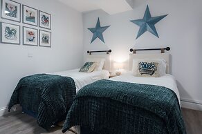 The Sand Castle - 2 Bedroom Apartment - Tenby