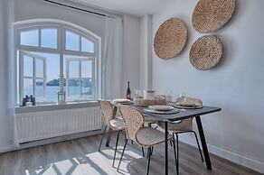 The Sand Castle - 2 Bedroom Apartment - Tenby