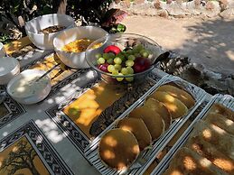 Beulah Court Vineyard Guest House