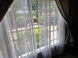 Beulah Court Vineyard Guest House