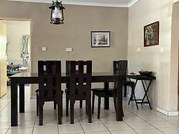 Beulah Court Vineyard Guest House