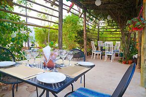 Beulah Court Vineyard Guest House