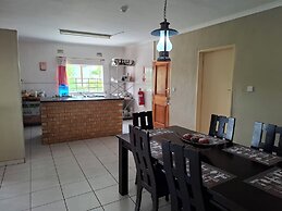 Beulah Court Vineyard Guest House