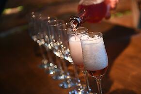 Chateau Ateni Cottages