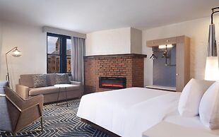 Hotel Royer Urbana Champaign, Tapestry Collection by Hilton