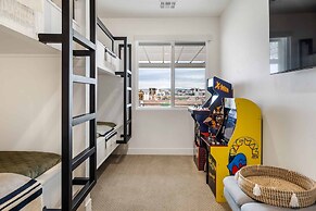 Lagoon Daze 4 Bedroom Townhouse