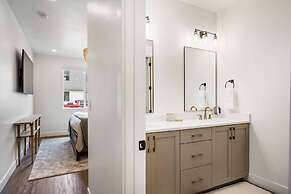 Lagoon Daze 4 Bedroom Townhouse