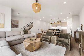 Lagoon Daze 4 Bedroom Townhouse