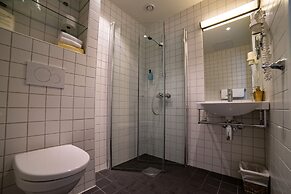 Hofslund Fjord Hotel