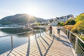 Hofslund Fjord Hotel