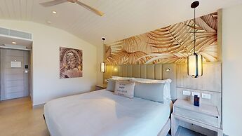 Royalton CHIC Antigua, An Autograph Collection All-Inclusive Resort – 