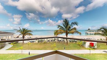 Royalton CHIC Antigua, An Autograph Collection All-Inclusive Resort – 