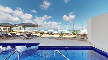 Royalton CHIC Antigua, An Autograph Collection All-Inclusive Resort – 