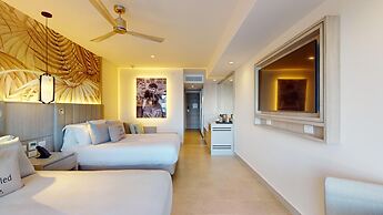 Royalton CHIC Antigua, An Autograph Collection All-Inclusive Resort – 