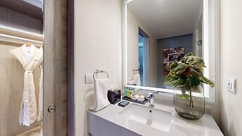 Royalton CHIC Antigua, An Autograph Collection All-Inclusive Resort – 