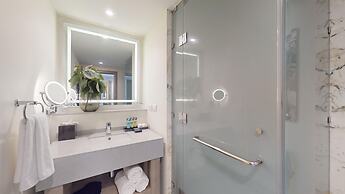 Royalton CHIC Antigua, An Autograph Collection All-Inclusive Resort – 