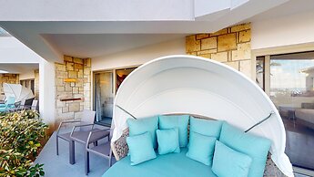 Royalton CHIC Antigua, An Autograph Collection All-Inclusive Resort – 