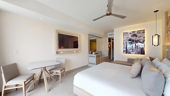 Royalton CHIC Antigua, An Autograph Collection All-Inclusive Resort – 