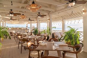 Royalton CHIC Antigua, An Autograph Collection All-Inclusive Resort – 