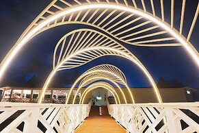 Royalton CHIC Antigua, An Autograph Collection All-Inclusive Resort – 