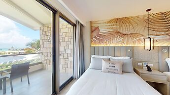 Royalton CHIC Antigua, An Autograph Collection All-Inclusive Resort – 