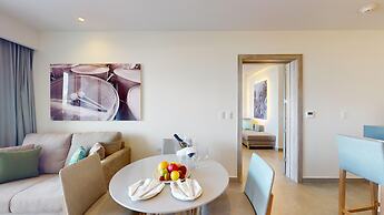 Royalton CHIC Antigua, An Autograph Collection All-Inclusive Resort – 