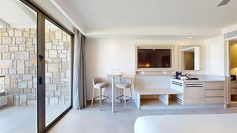 Royalton CHIC Antigua, An Autograph Collection All-Inclusive Resort – 