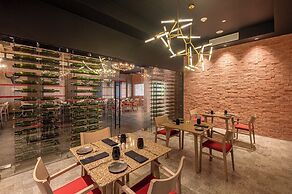 Royalton CHIC Antigua, An Autograph Collection All-Inclusive Resort – 