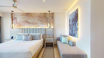 Royalton CHIC Antigua, An Autograph Collection All-Inclusive Resort – 