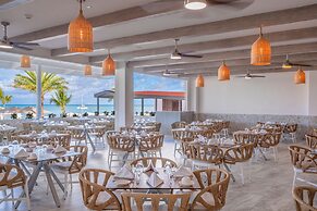 Royalton CHIC Antigua, An Autograph Collection All-Inclusive Resort – 